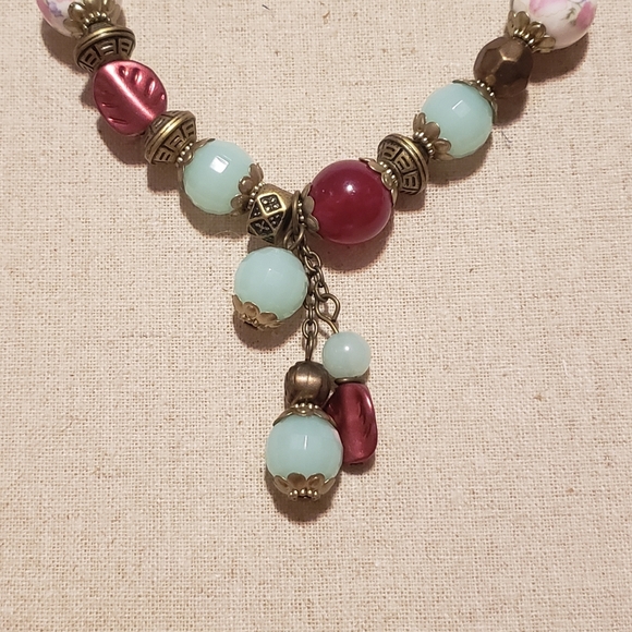 beaded necklace LBVYR - Picture 1 of 8